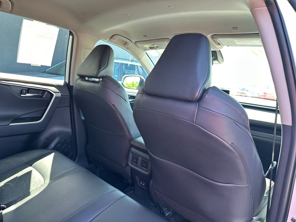 2024 Toyota RAV4 Adventure photo 17