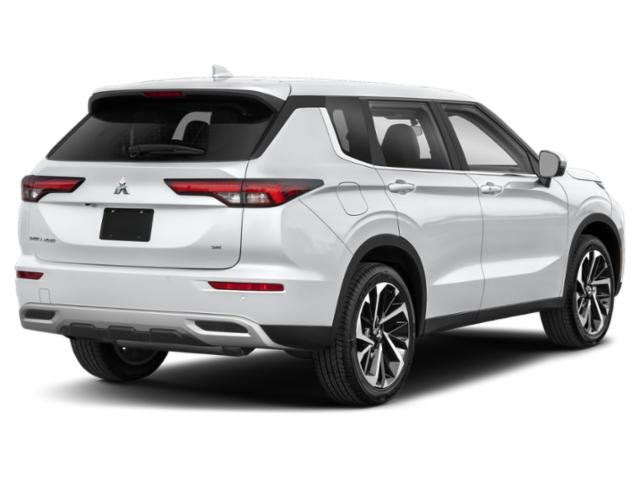 Used 2024 Mitsubishi Outlander SE with VIN JA4J4VA89RZ050103 for sale in Brooklyn Center, Minnesota
