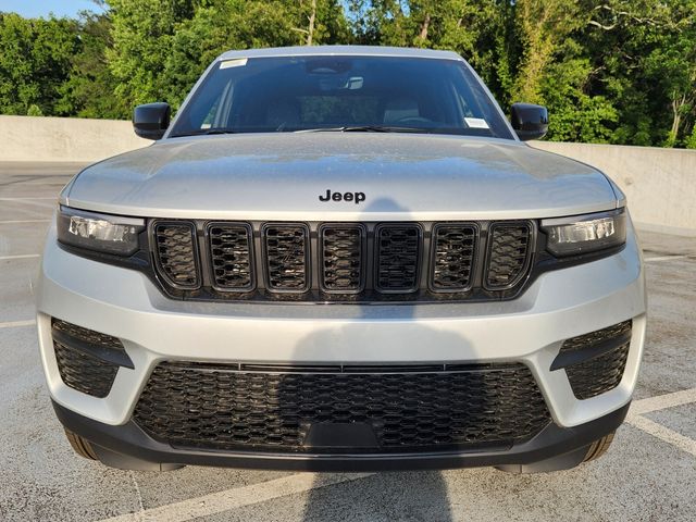 2025 Jeep Grand Cherokee Altitude X photo 2