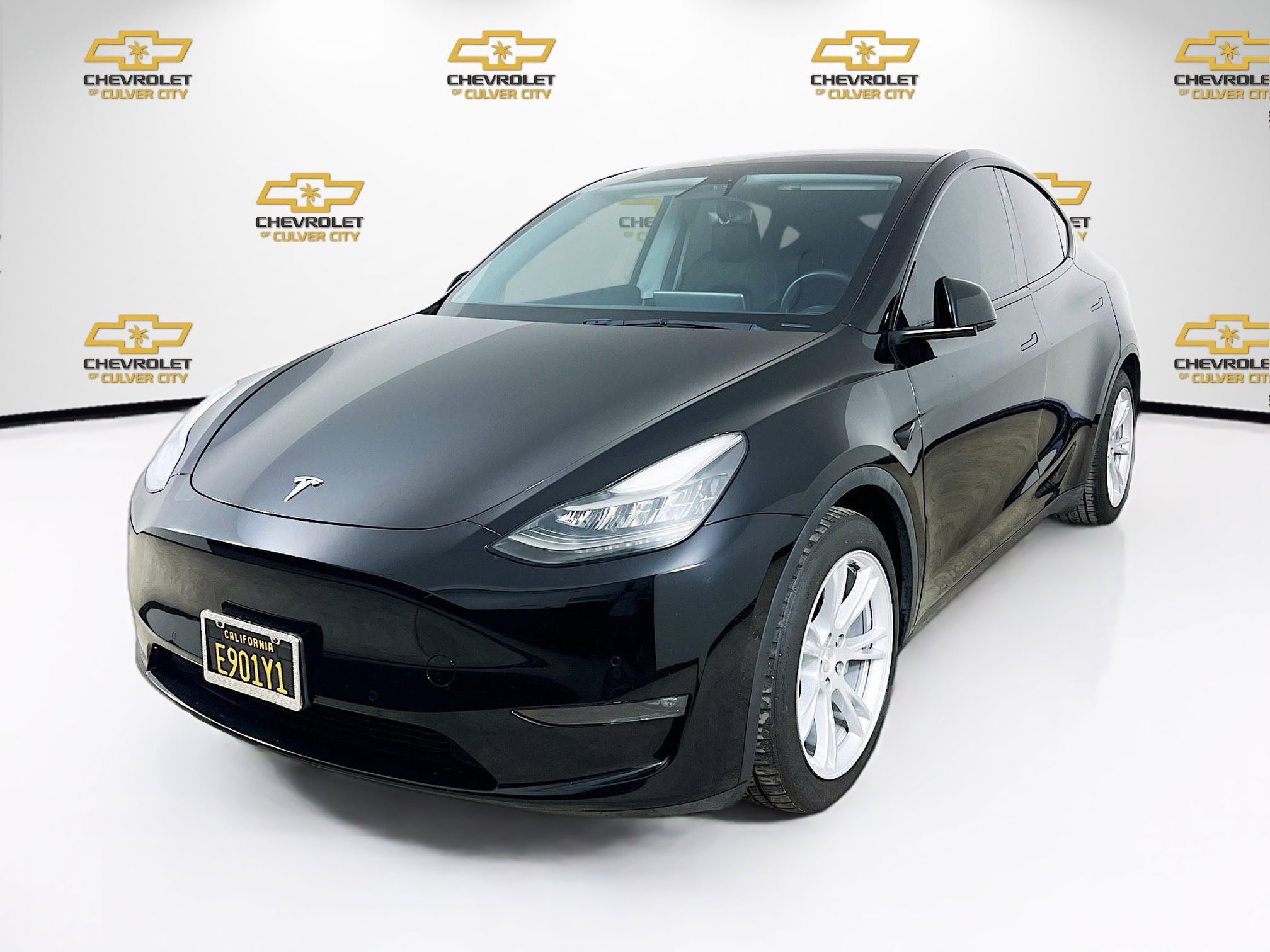 2021 Tesla Model Y Long Range photo 3