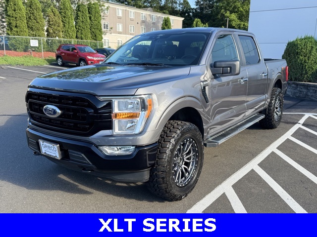 2022 Ford F-150 XLT photo 3