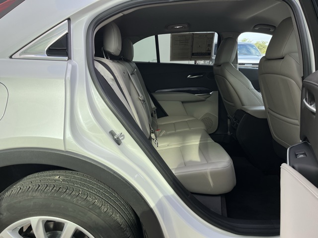 2023 Cadillac XT4 Luxury photo 23