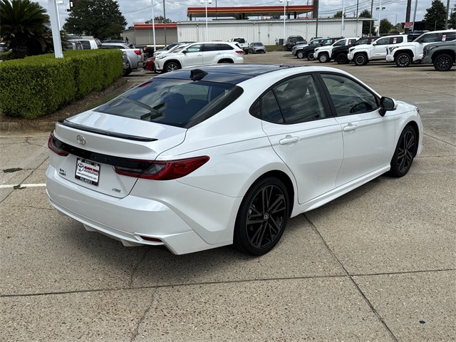 2025 Toyota Camry XSE photo 3