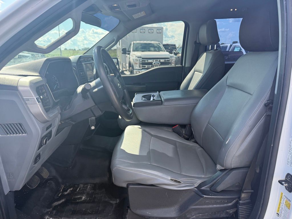 2022 Ford F-150 XL photo 3