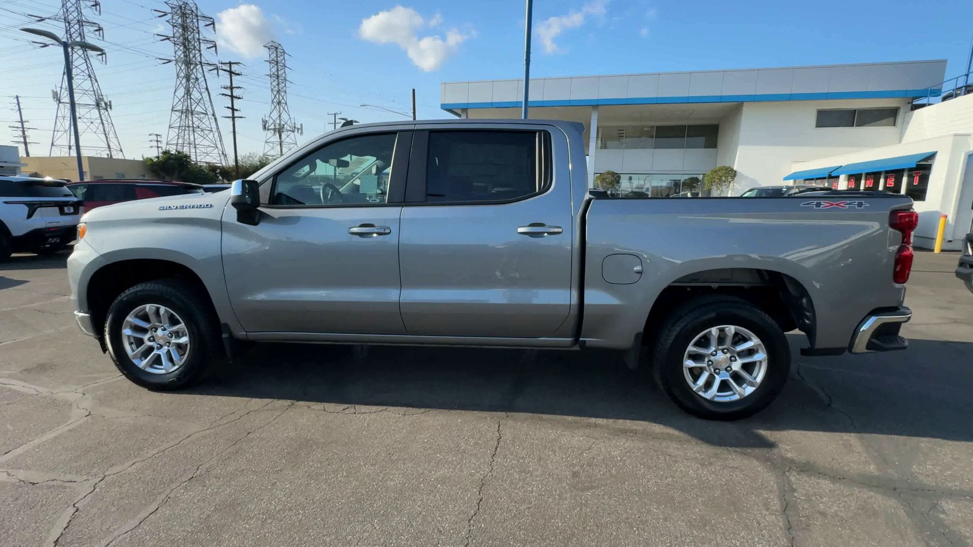 2025 Chevrolet Silverado 1500 LT photo 36