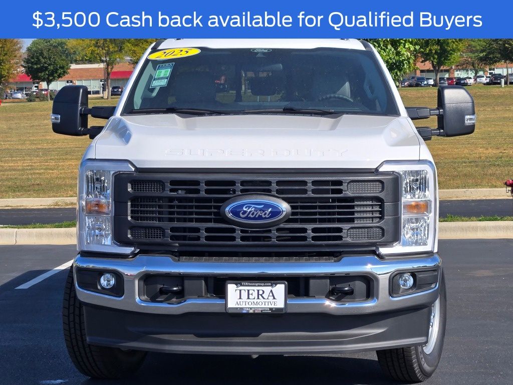 2025 Ford F-250 XL photo 2