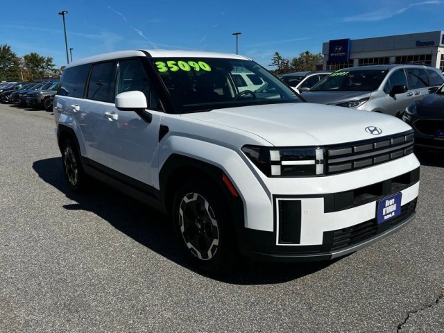 2025 Hyundai Santa Fe SE's photo