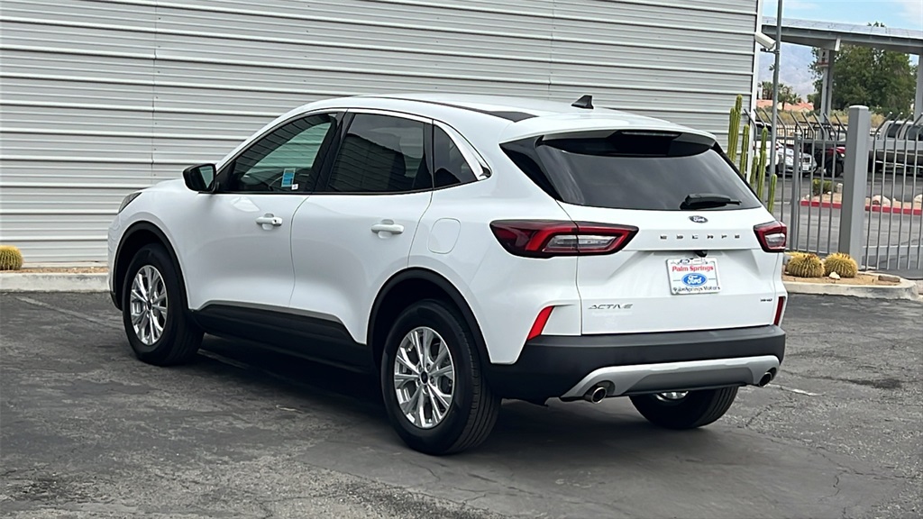 2023 Ford Escape Active photo 3
