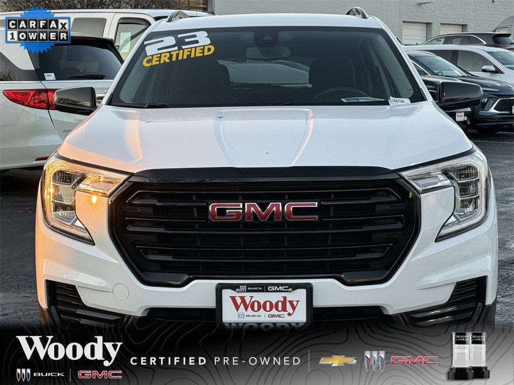 2023 GMC TERRAIN - Image 2