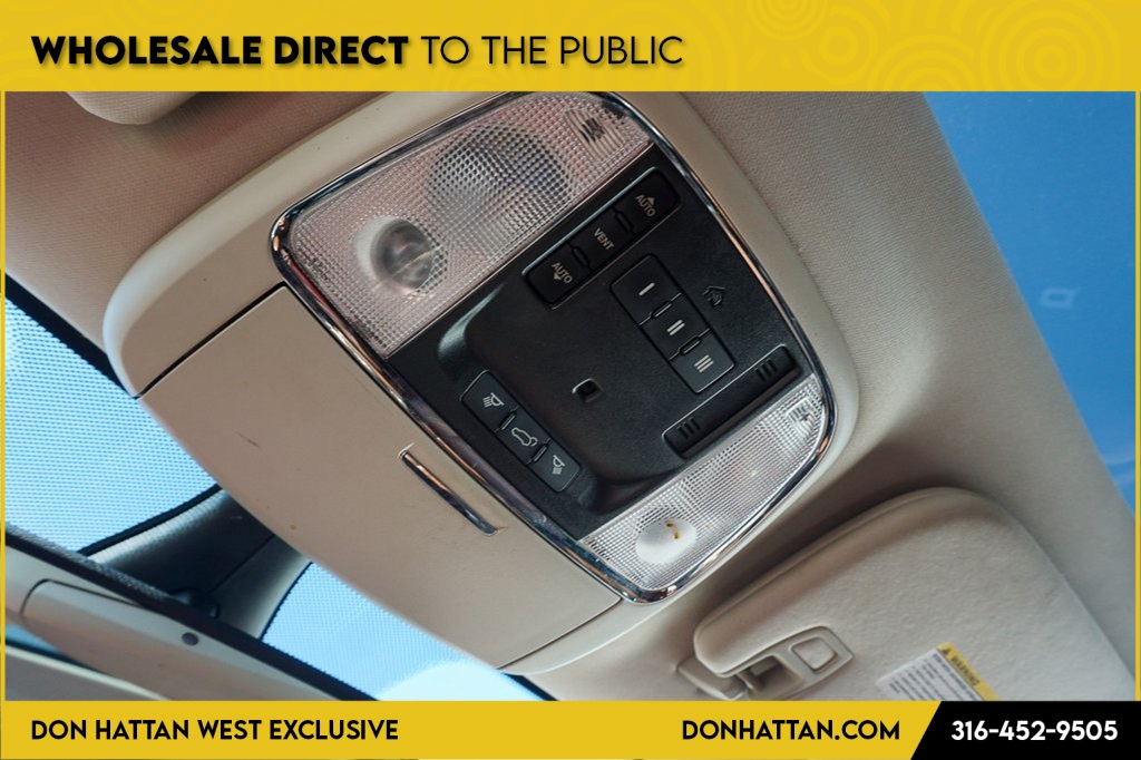 2012 Jeep Grand Cherokee Overland photo 12