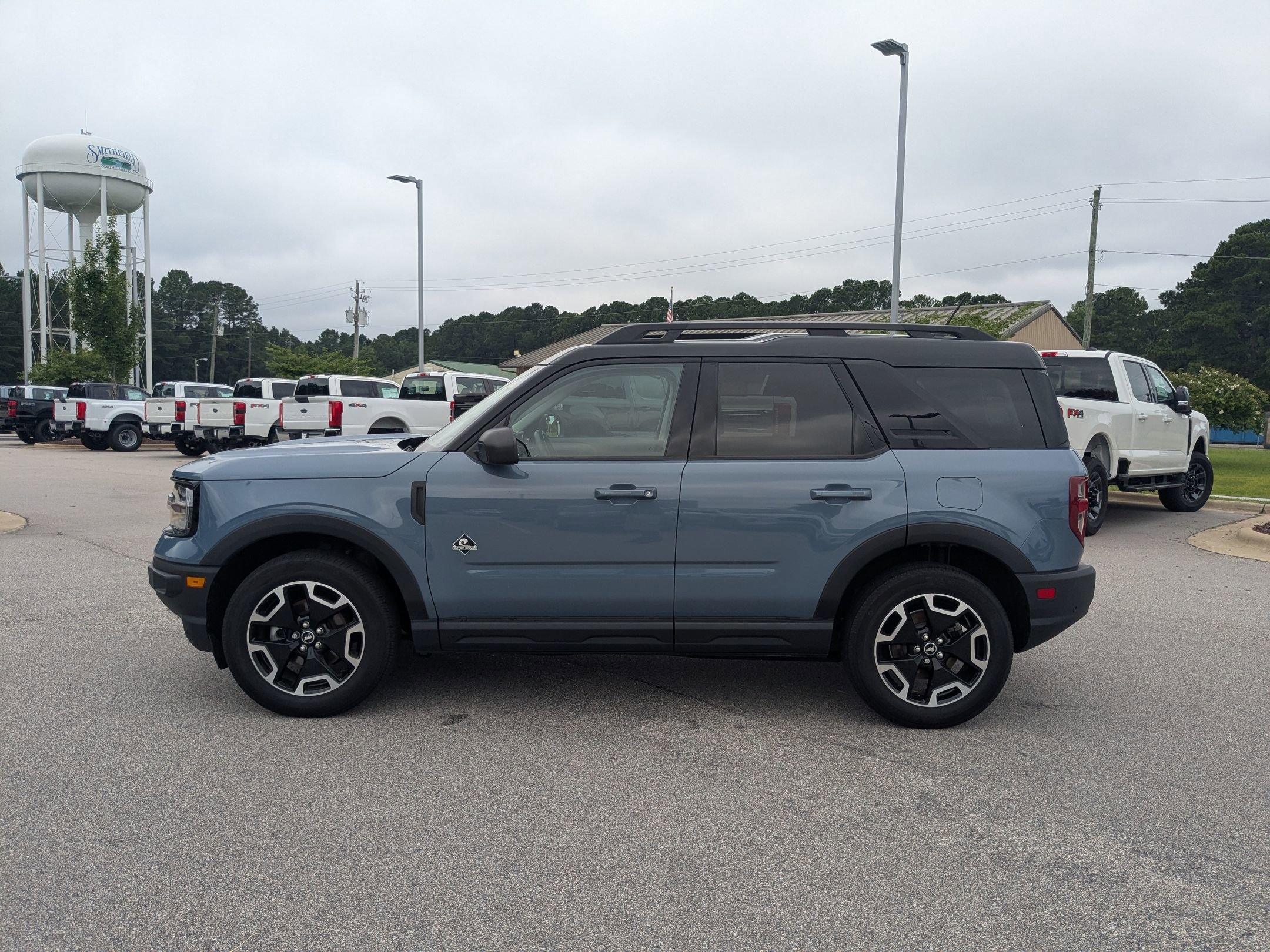 2024 Ford Bronco Sport Outer Banks photo 11