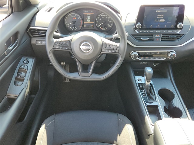 2025 Nissan Altima 2.5 S photo 8