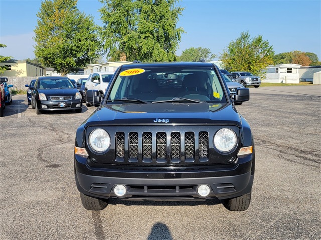 2016 Jeep Patriot Sport photo 9