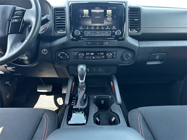 2024 Nissan Frontier PRO-4X photo 15