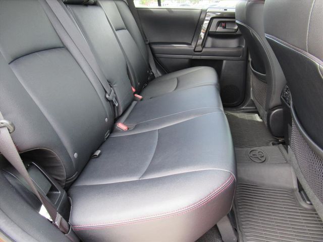 2023 Toyota 4Runner TRD Off-Road Premium photo 30