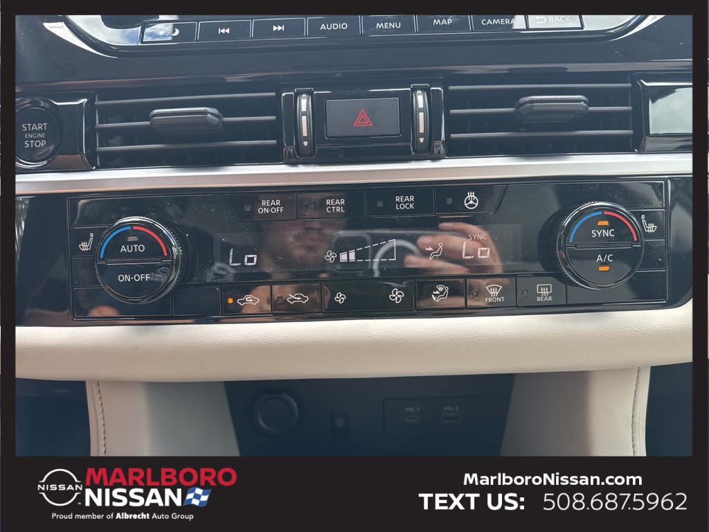 2025 Nissan Pathfinder SL photo 23