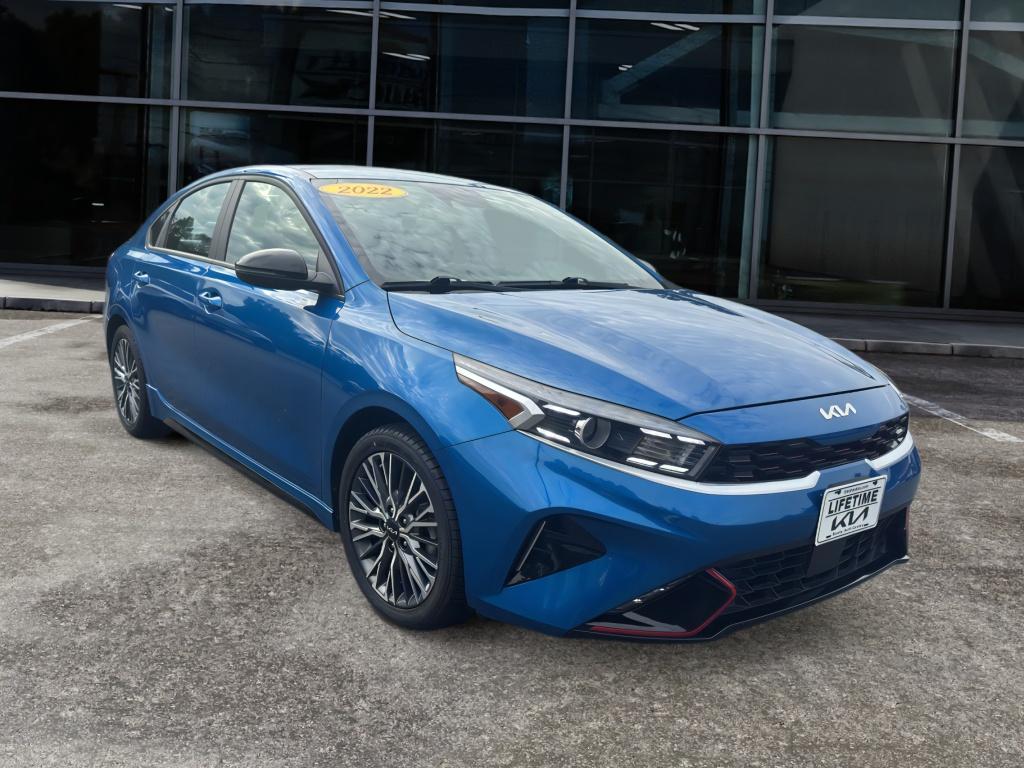 2022 Kia Forte GT-Line photo 3