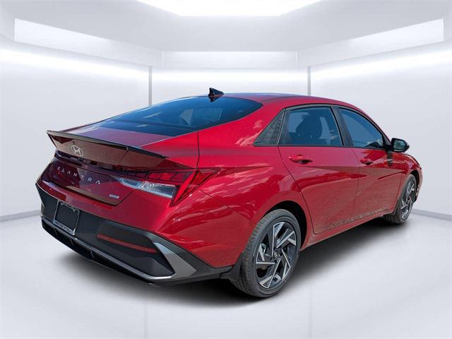 2025 Hyundai Elantra Hybrid SEL Sport photo 3