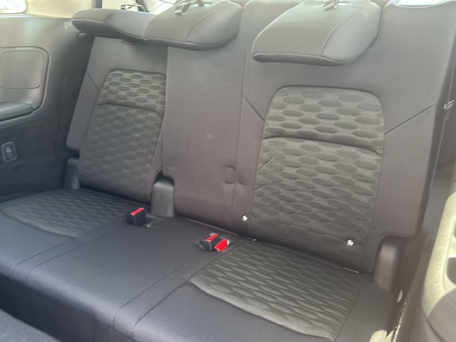 2025 Nissan Pathfinder S photo 7