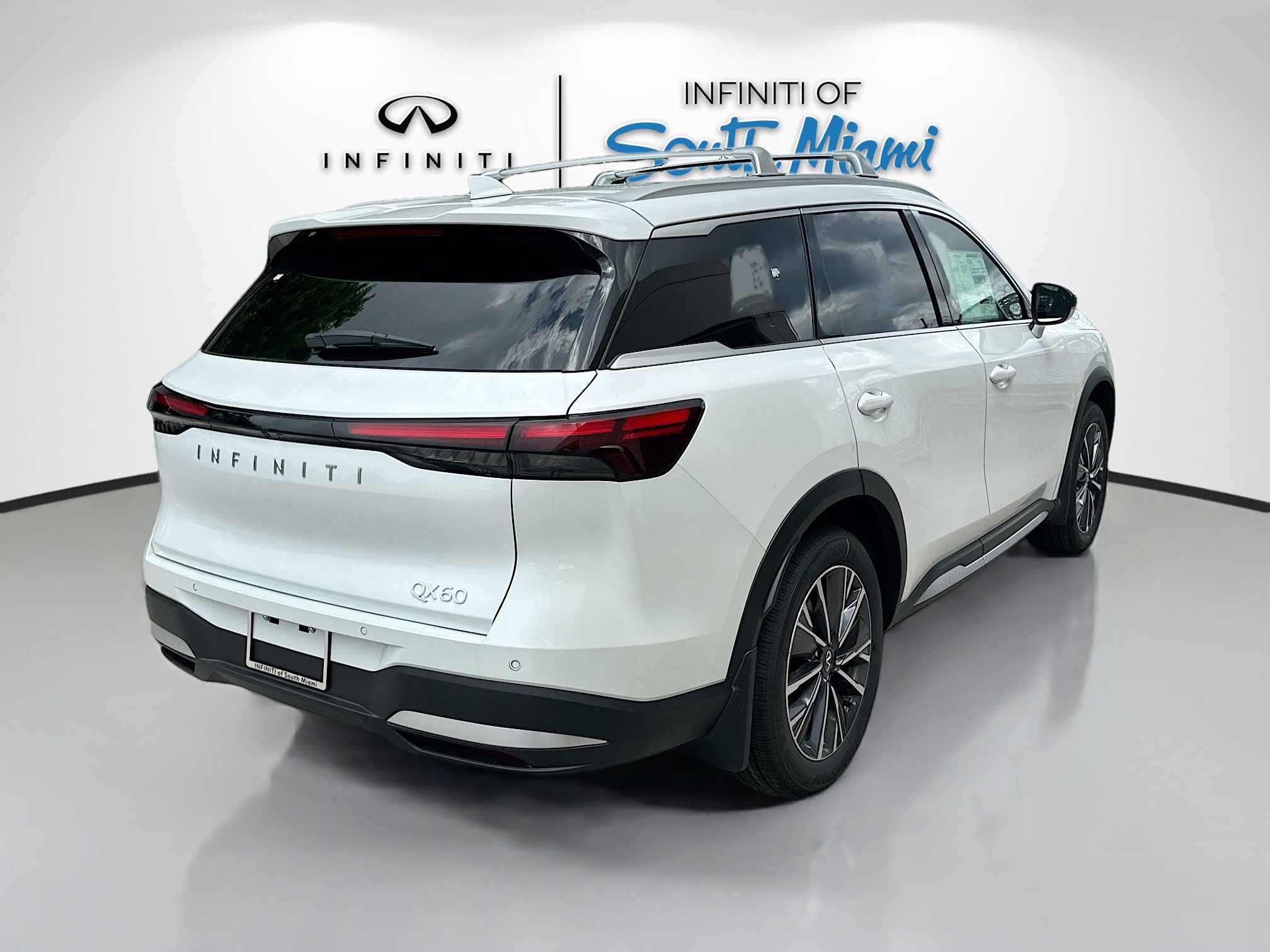 2026 Infiniti QX60 Luxe photo 6