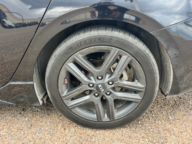 2020 Kia Forte GT-Line photo 6