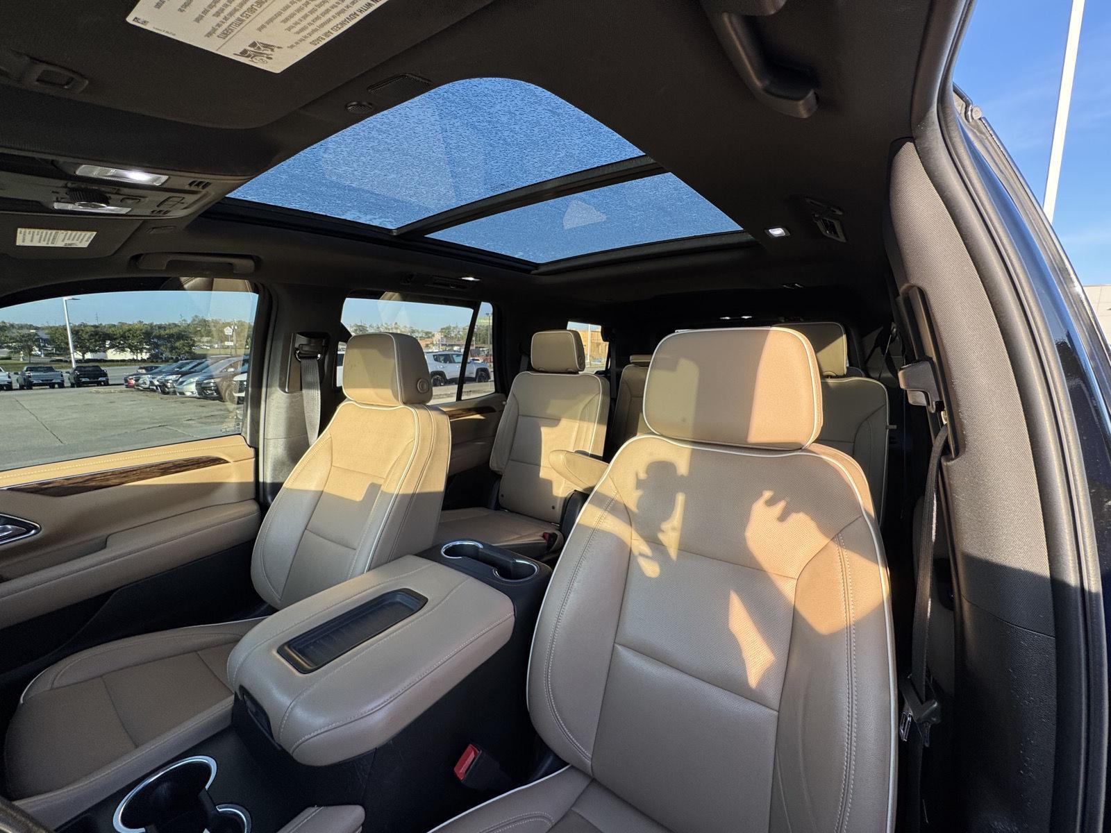 2021 Chevrolet Tahoe Premier photo 19