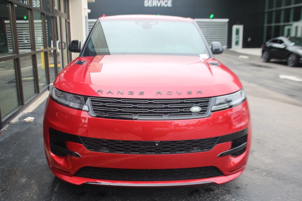 2024 Land Rover Range Rover Sport P400 Dynamic SE photo 9