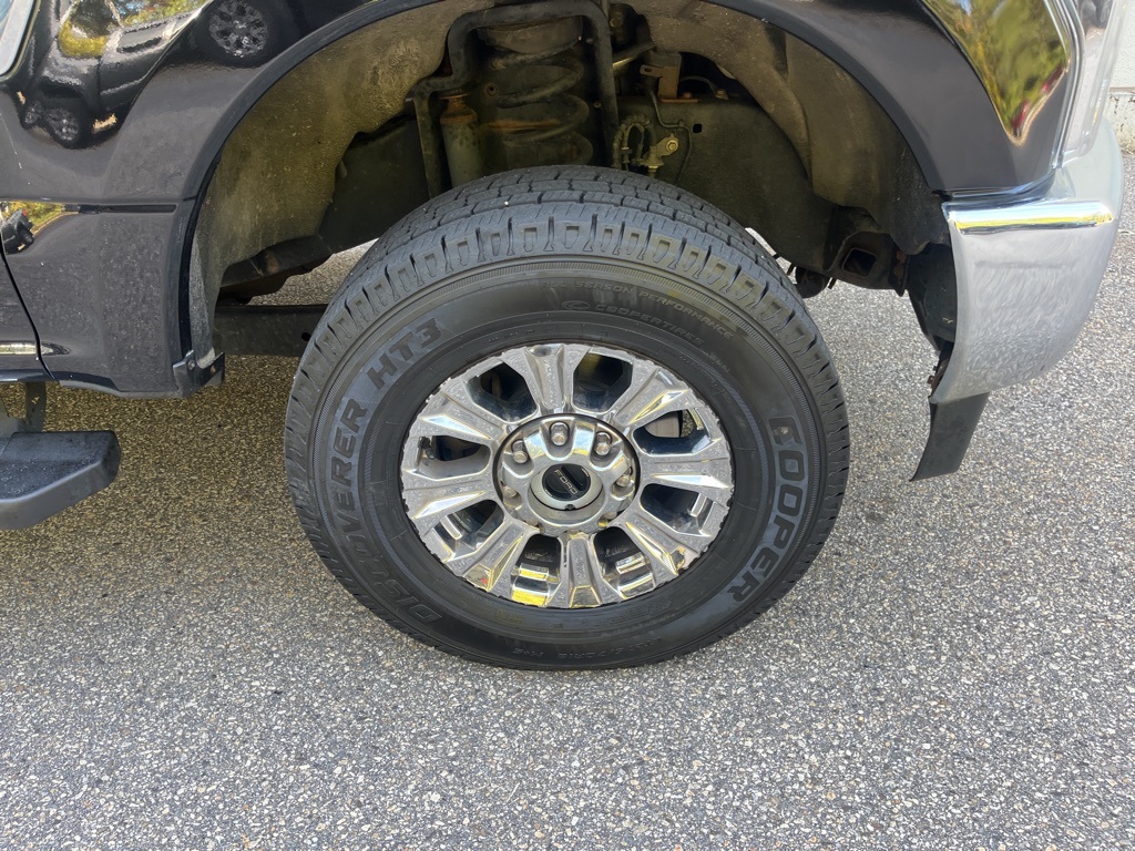 2019 Ford F-350 XLT photo 4