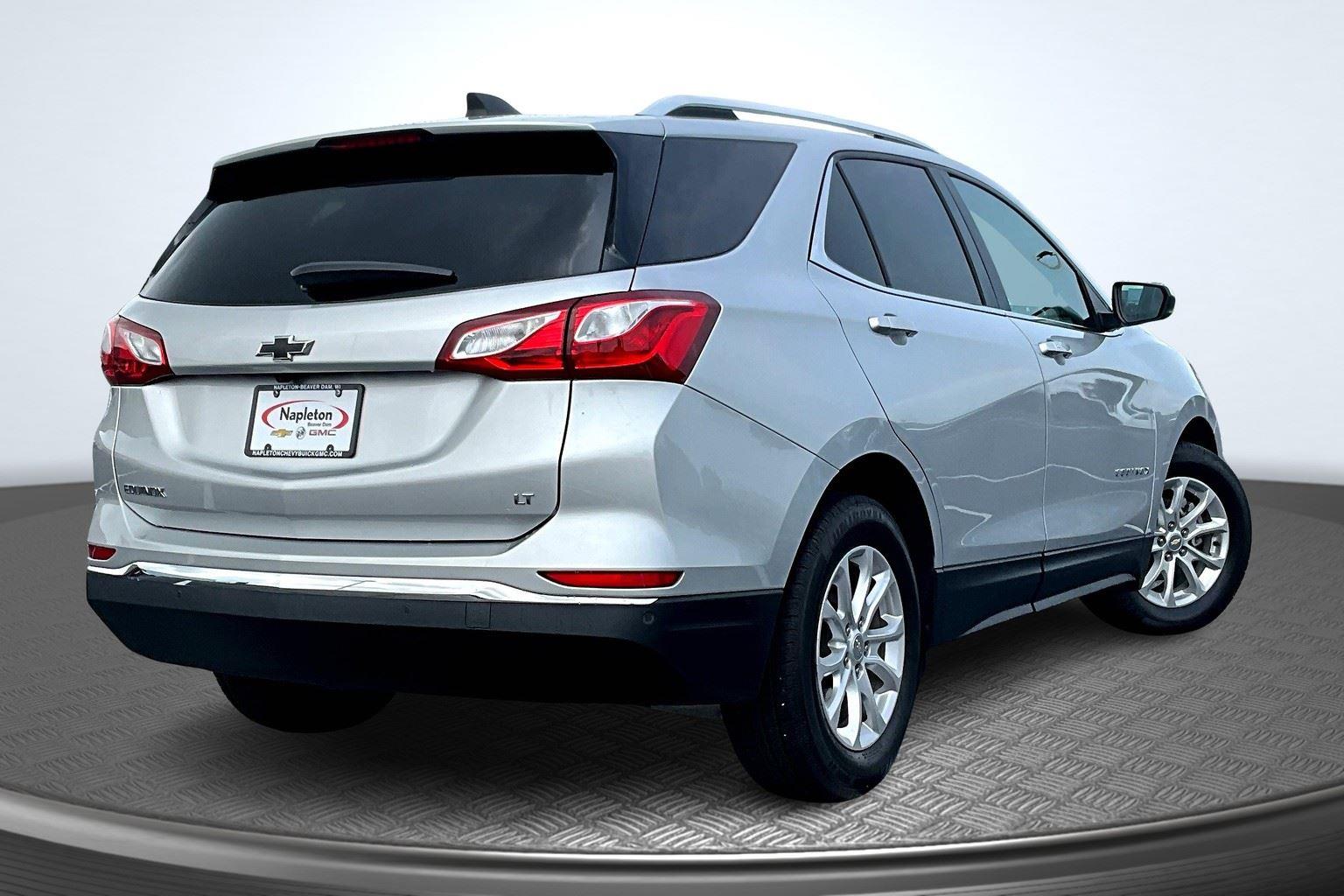 Used 2020 Chevrolet Equinox LT with VIN 3GNAXKEV2LS509527 for sale in Beaver Dam, WI