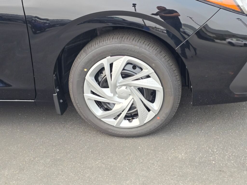 2025 Subaru Impreza Base photo 3