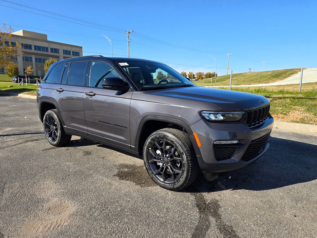 2025 Jeep Grand Cherokee Limited's photo