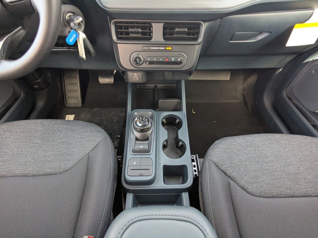 2025 Ford Maverick XL photo 16