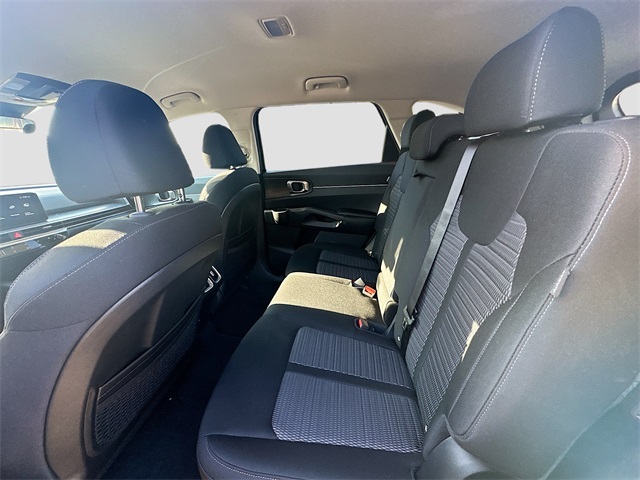 2025 Kia Sorento LX photo 20