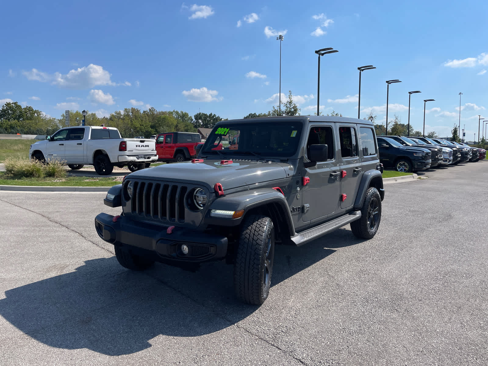 2021 Jeep Wrangler Unlimited Sahara Altitude photo 4
