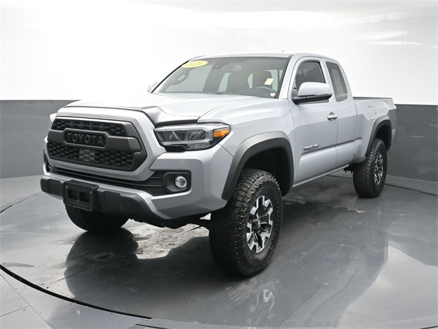 2021 Toyota Tacoma TRD Off-Road photo 3