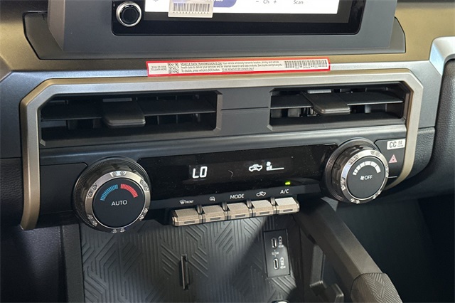 2025 Toyota Tacoma TRD Sport 4x4 Double Cab photo 22