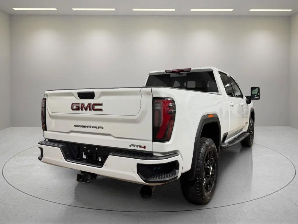 2025 Gmc Sierra 2500 HD AT4 photo 4