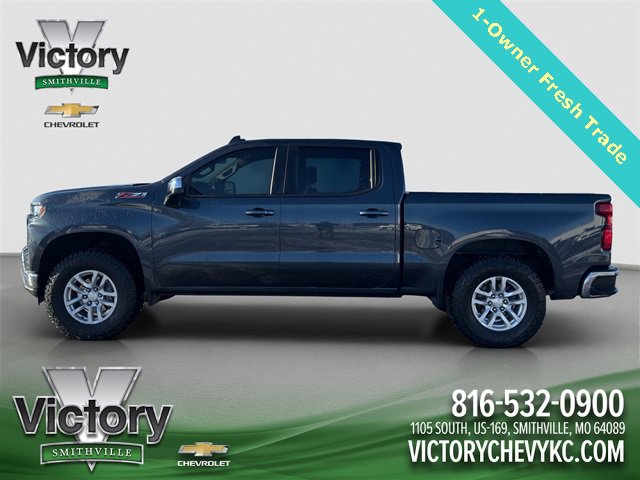 2022 Chevrolet Silverado 1500 LT photo 3