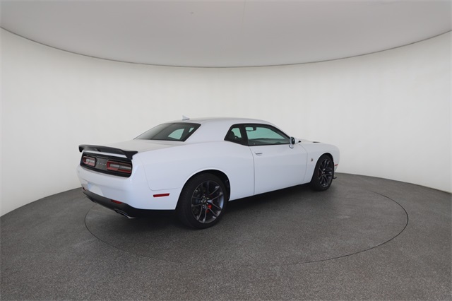 2022 Dodge Challenger R/T Scat Pack photo 19