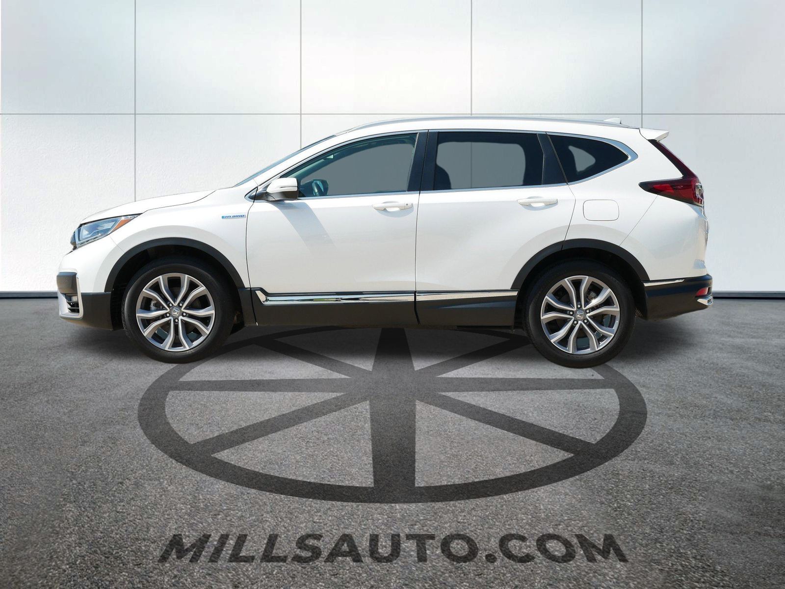 Used 2022 Honda CR-V Touring with VIN 5J6RT6H94NL056074 for sale in Willmar, Minnesota