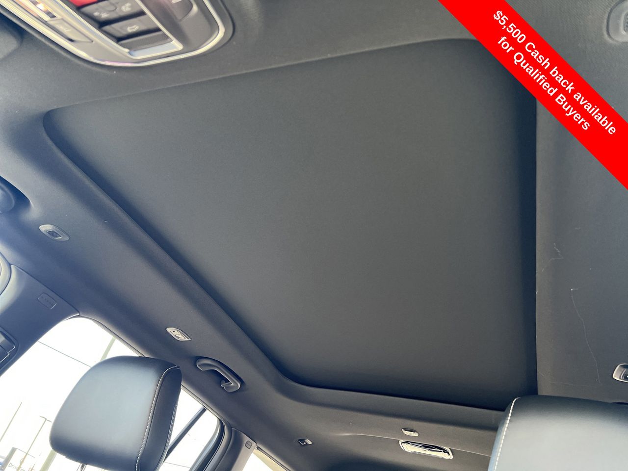 2025 Jeep Grand Cherokee Limited photo 2