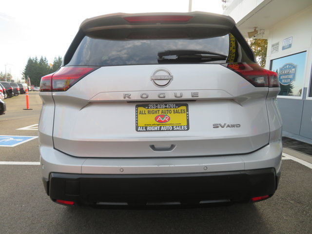 2024 Nissan Rogue SV photo 4