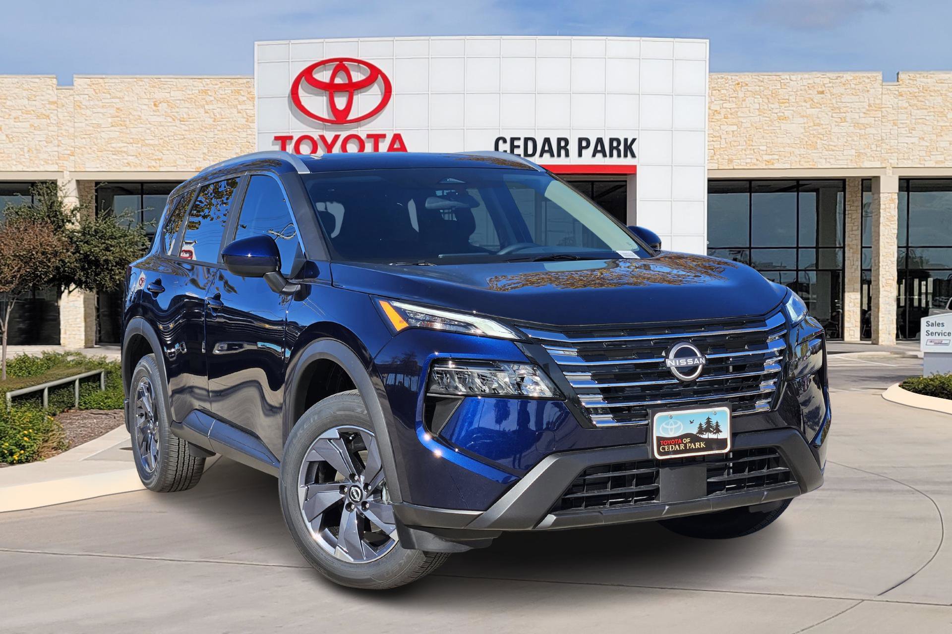 2026 Nissan Rogue SV's photo