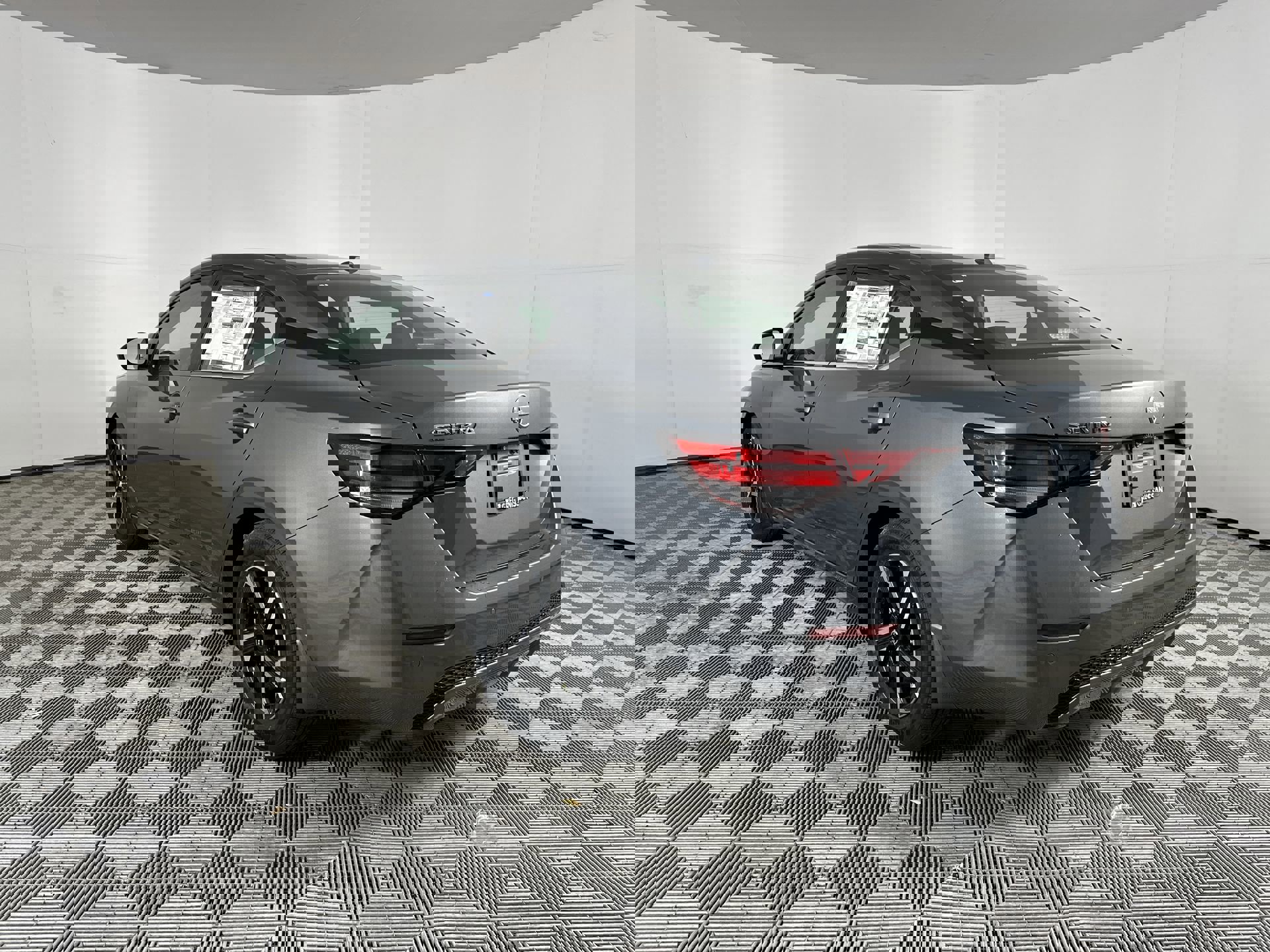 2025 Nissan Sentra SV photo 4