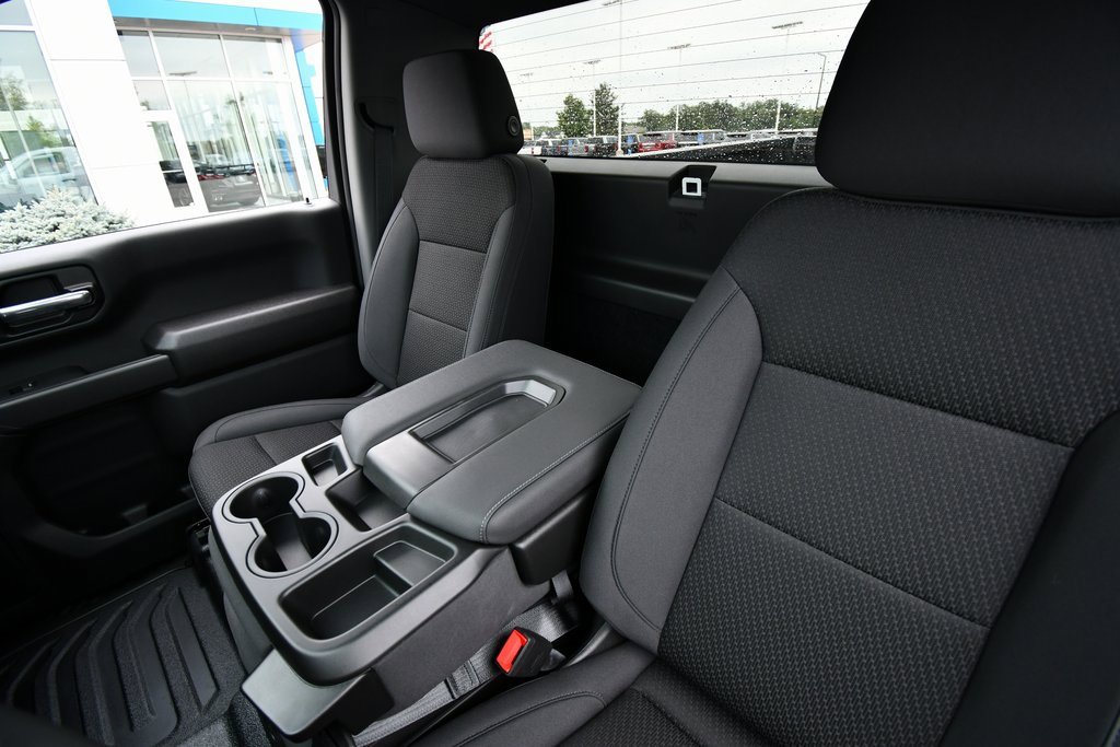 2026 Chevrolet Silverado 1500 Work Truck photo 3