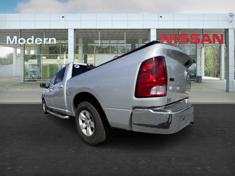 2013 Ram 1500 SLT photo 14