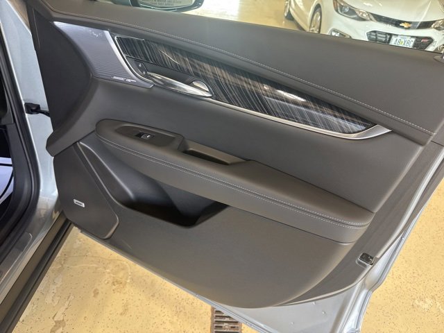 2025 Cadillac XT6 Premium Luxury photo 31