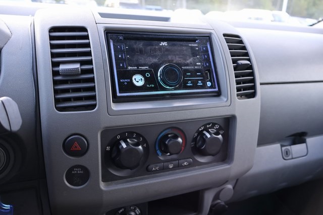 2008 Nissan Frontier SE photo 11