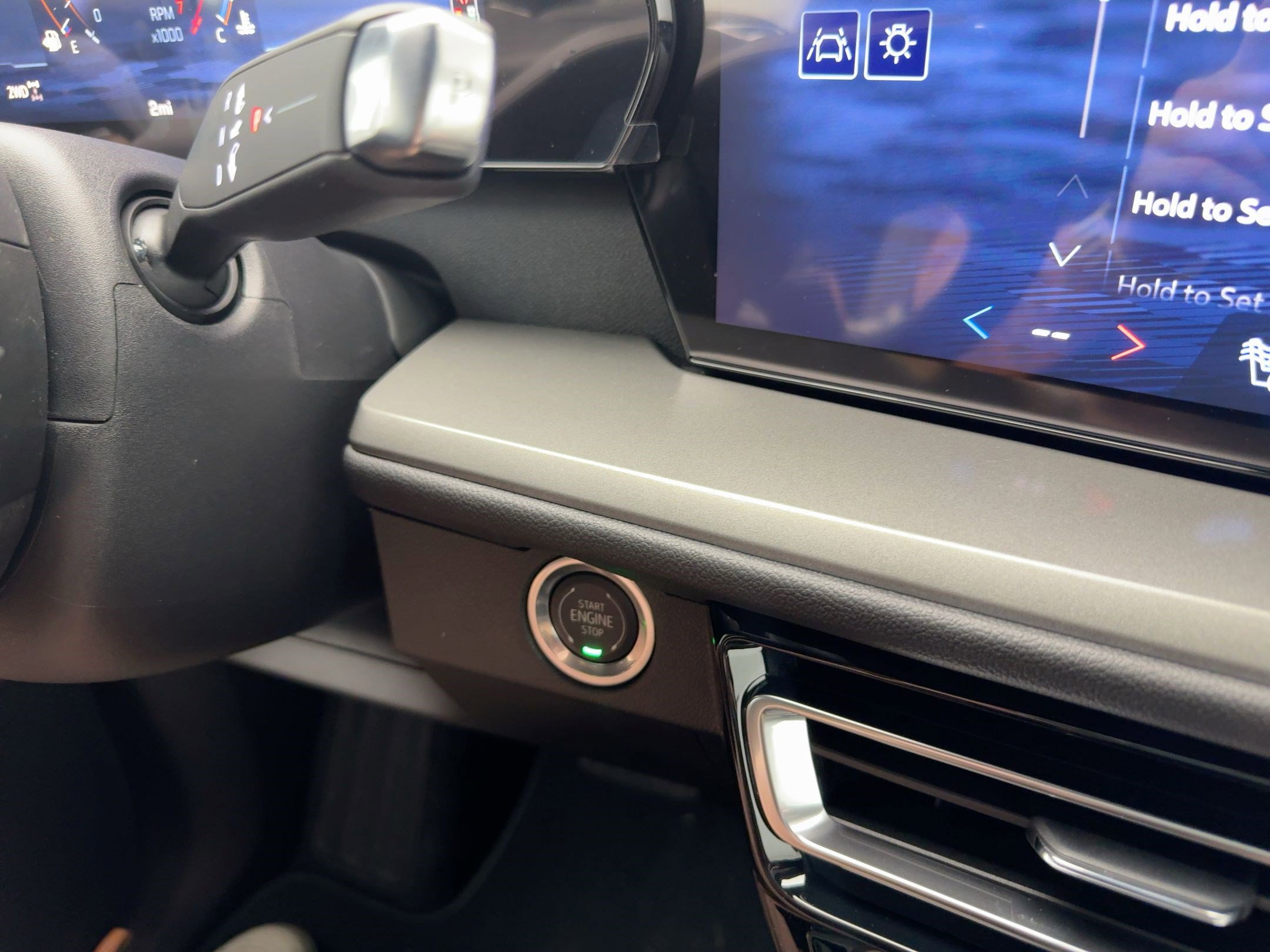 2026 Chevrolet Traverse photo 21