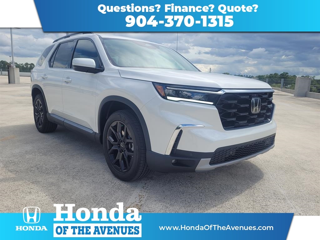 2025 Honda Pilot Touring's photo